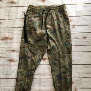 AEO Camo Nylon Joggers